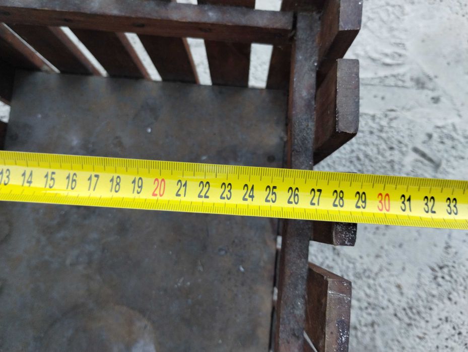 Donica drewniana do ogrodu