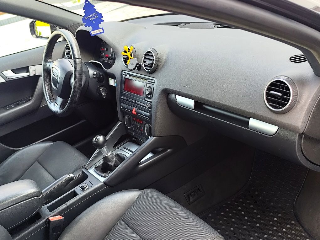 Audi a3 8p 2.0 TDi 170 pełny S-Line 2008
