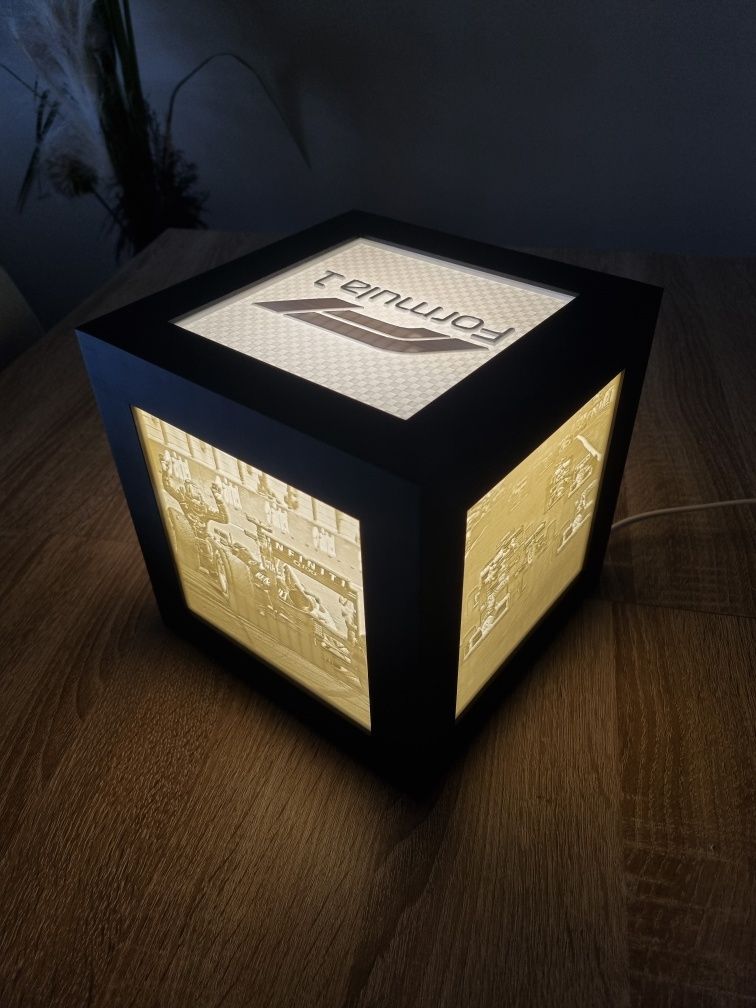 Podświetlany Box z Litofanami – Personalizowany Prezent z Efektem WOW!