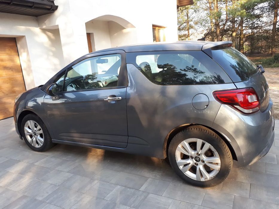 Citroën DS3 Citroen DS3 C3 2010 1.4 VTi benz. 6 lat w jednych rękach PRYWATNIE