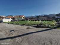Terreno Urbano, Cerca Nova
