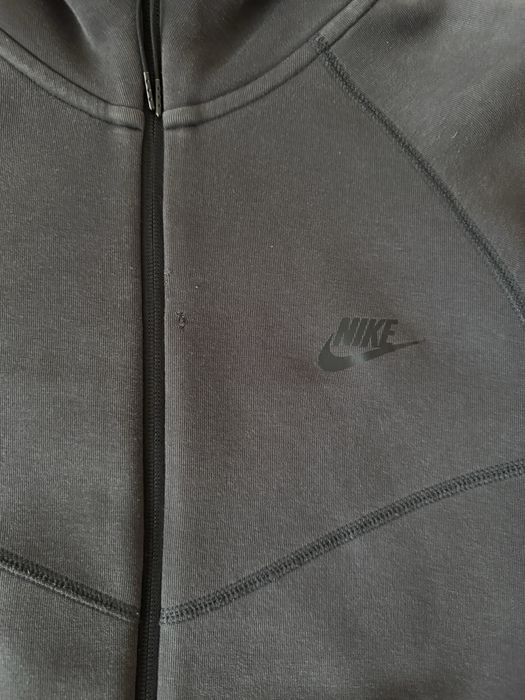 Nike tech fleece grey
