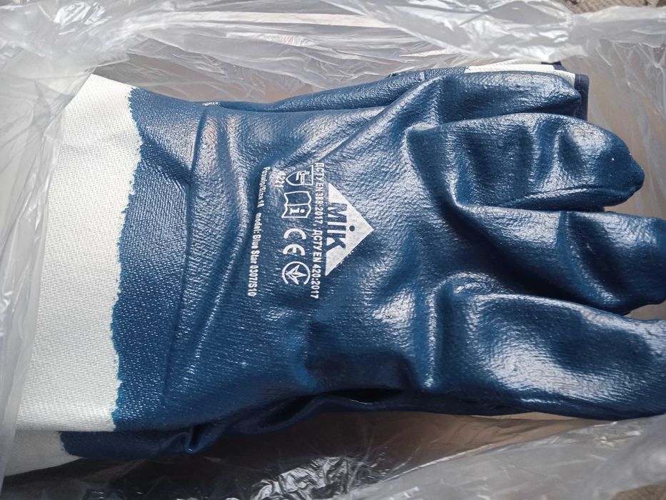 Перчатки нитриловые 200 пар