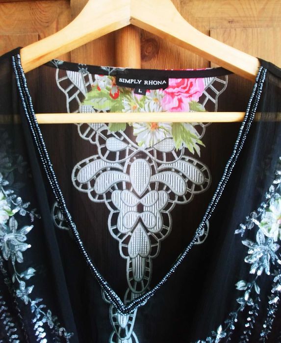 Narzutka plażowa, pareo kwiaty róże