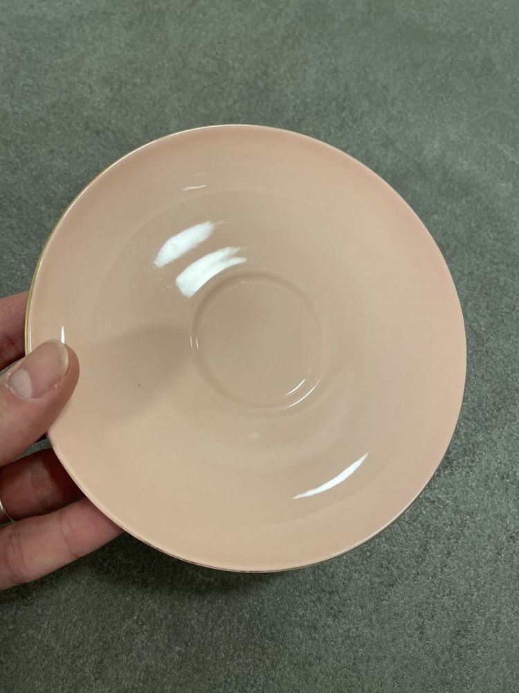 Ćmielow - porcelanowy różowy talerzyk