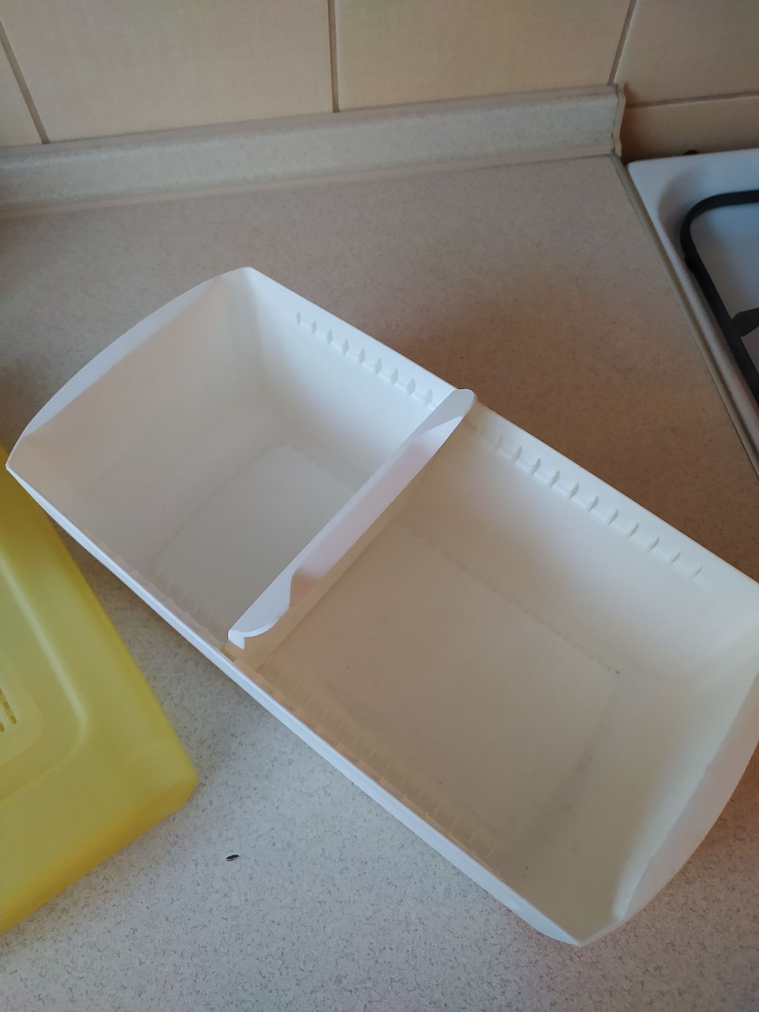 Pojemnik Tupperware chlebak