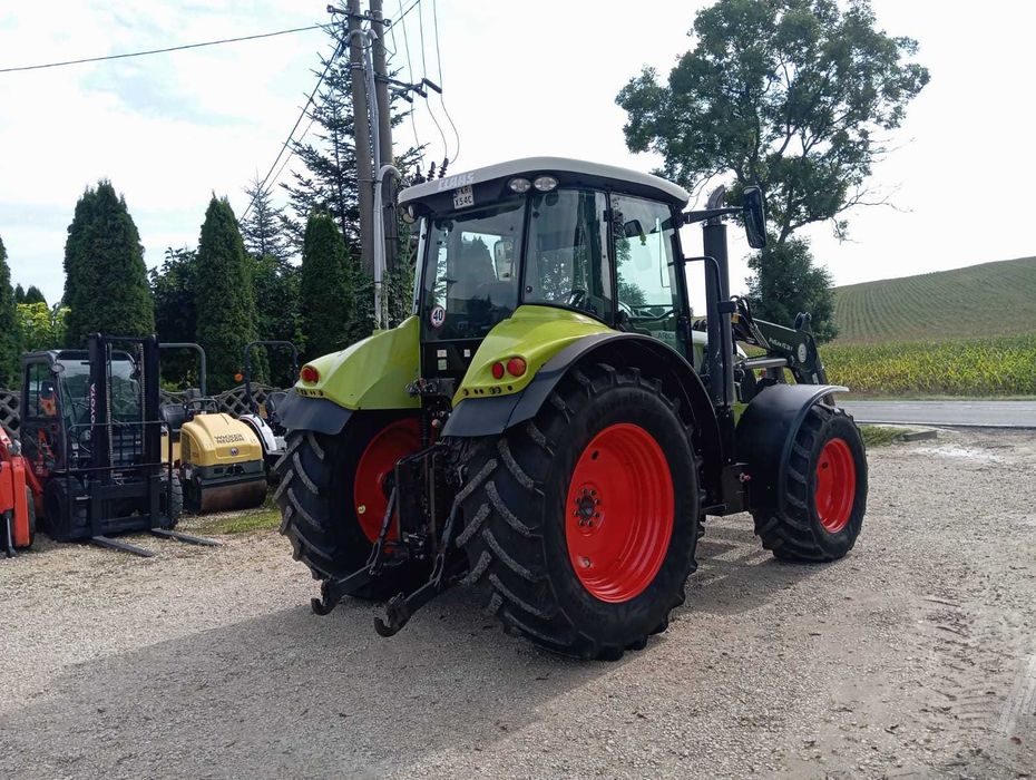 Ciągnik rolniczy CLASS Arion 630C