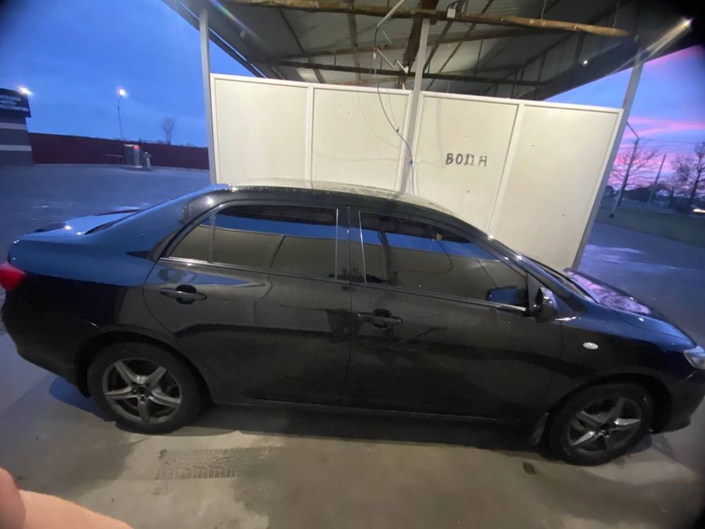 Toyota Corolla 2008 1.6 газ/бензин механика