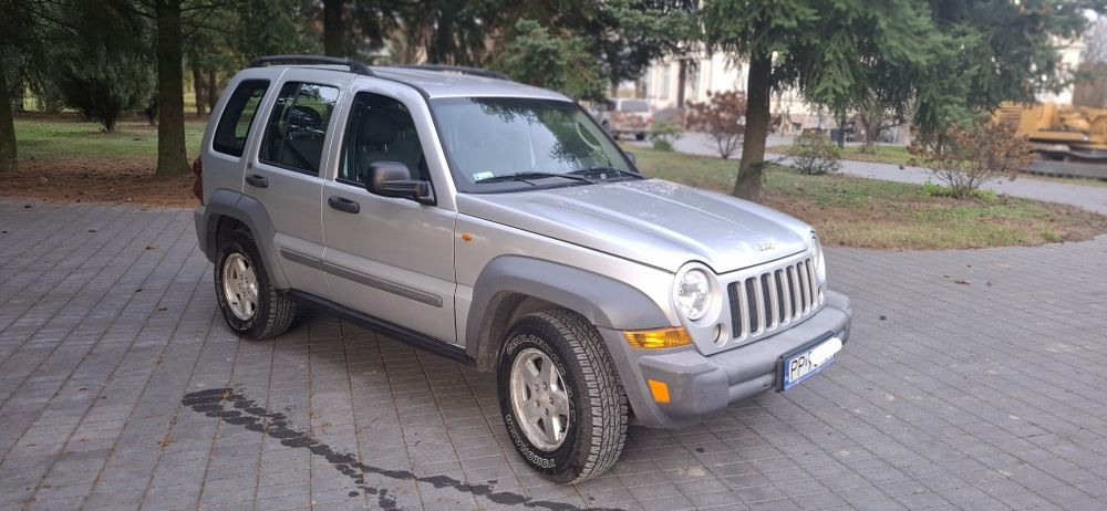 Jeep Cherokee 2,8 CRD 2005r Nowe Opony Bez Wkladu Finansowego