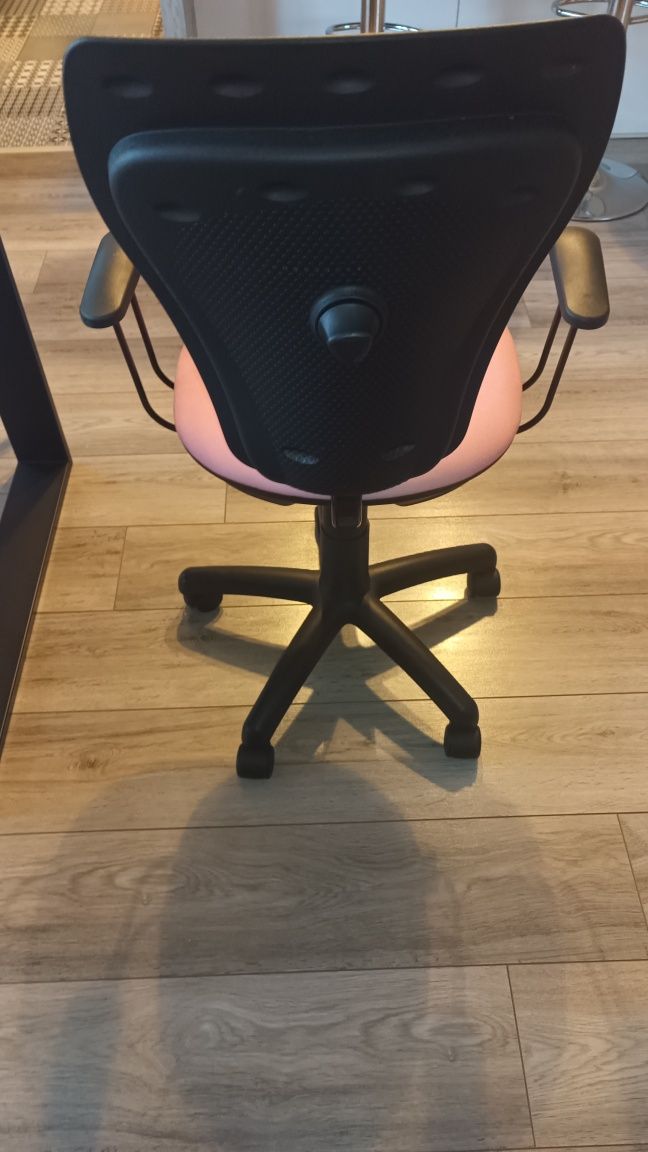 Krzesło dla dziewczynki Ministyle Black GTP Kotek w kocu