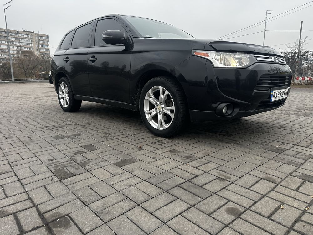 Mitsubishi outlander