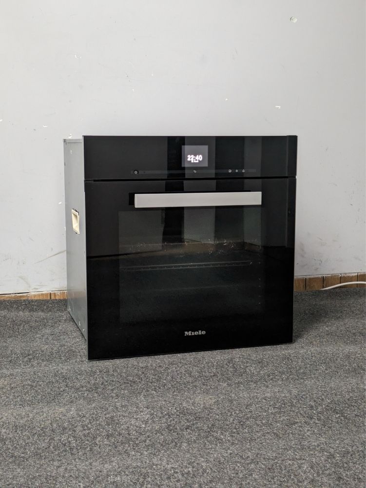 2в1 ТОПОВА Духова шафа з пароваркою Miele DGC 6660