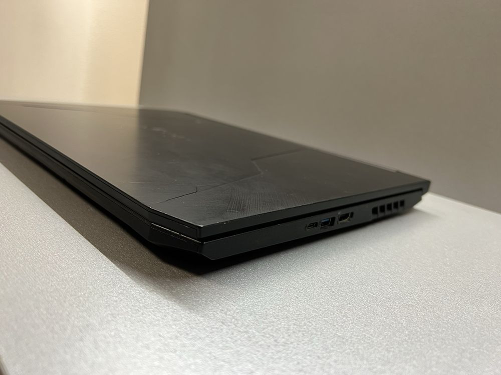 7 Ноутбук Acer Nitro AN515-57-536Q i5-11400H/16/512/GTX1650/15,6/144Hz