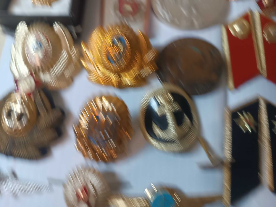 Значки та кокарди СССР