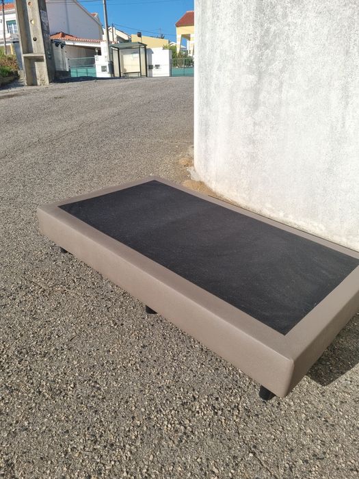 Sommier em excelente estado