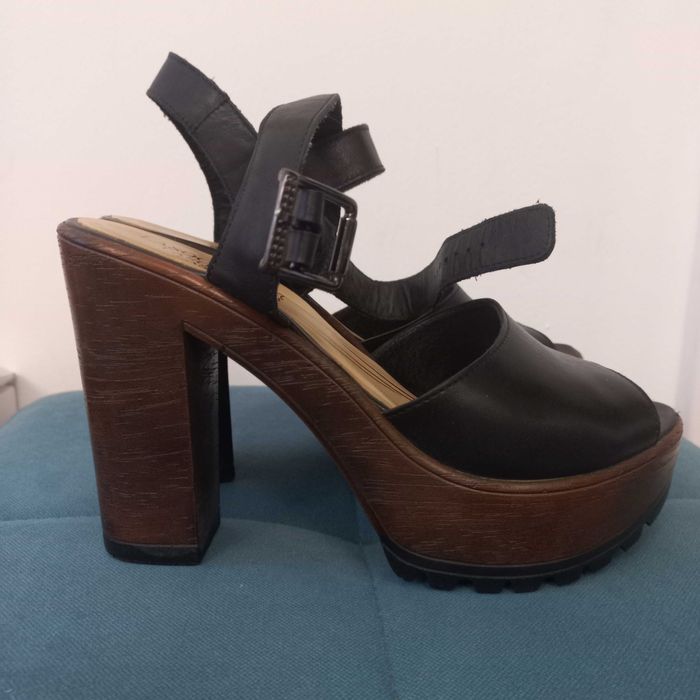 Sandały Lasocki na platformie