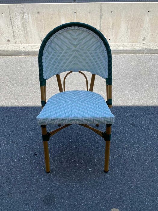 Cadeiras e Mesa conjunto novo