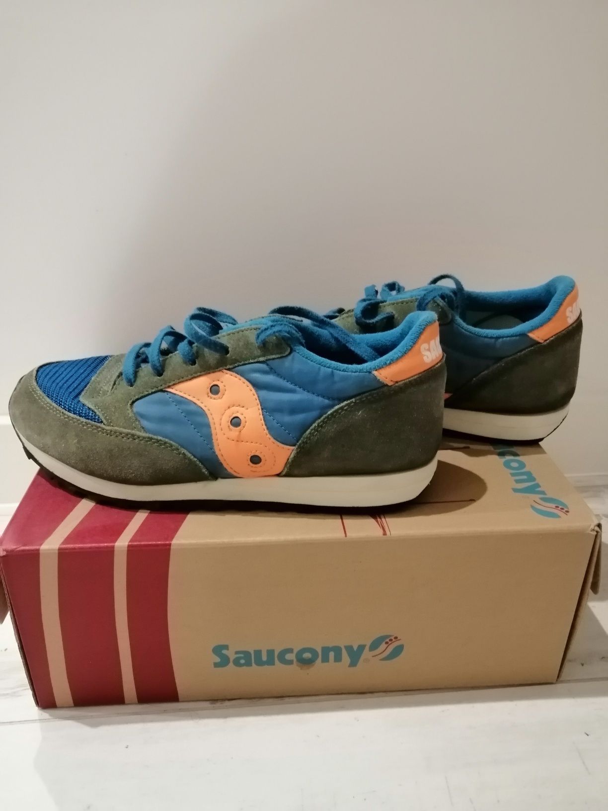 Кроссовки saucony