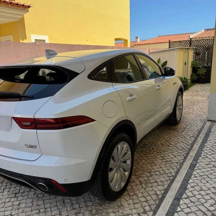 Jaguar E-Pace 2.0 i4D R-Dynamic S AWD Aut.