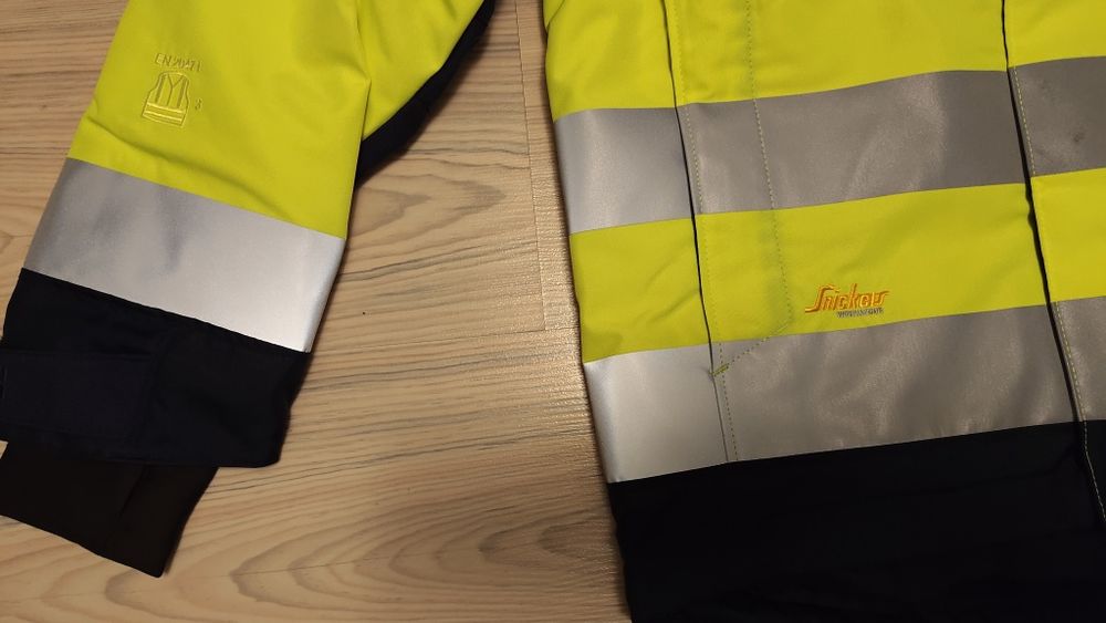 1130 Snickers AllroundWork S Hi- Vis 37,5 zimowa kurtka robocza odblas