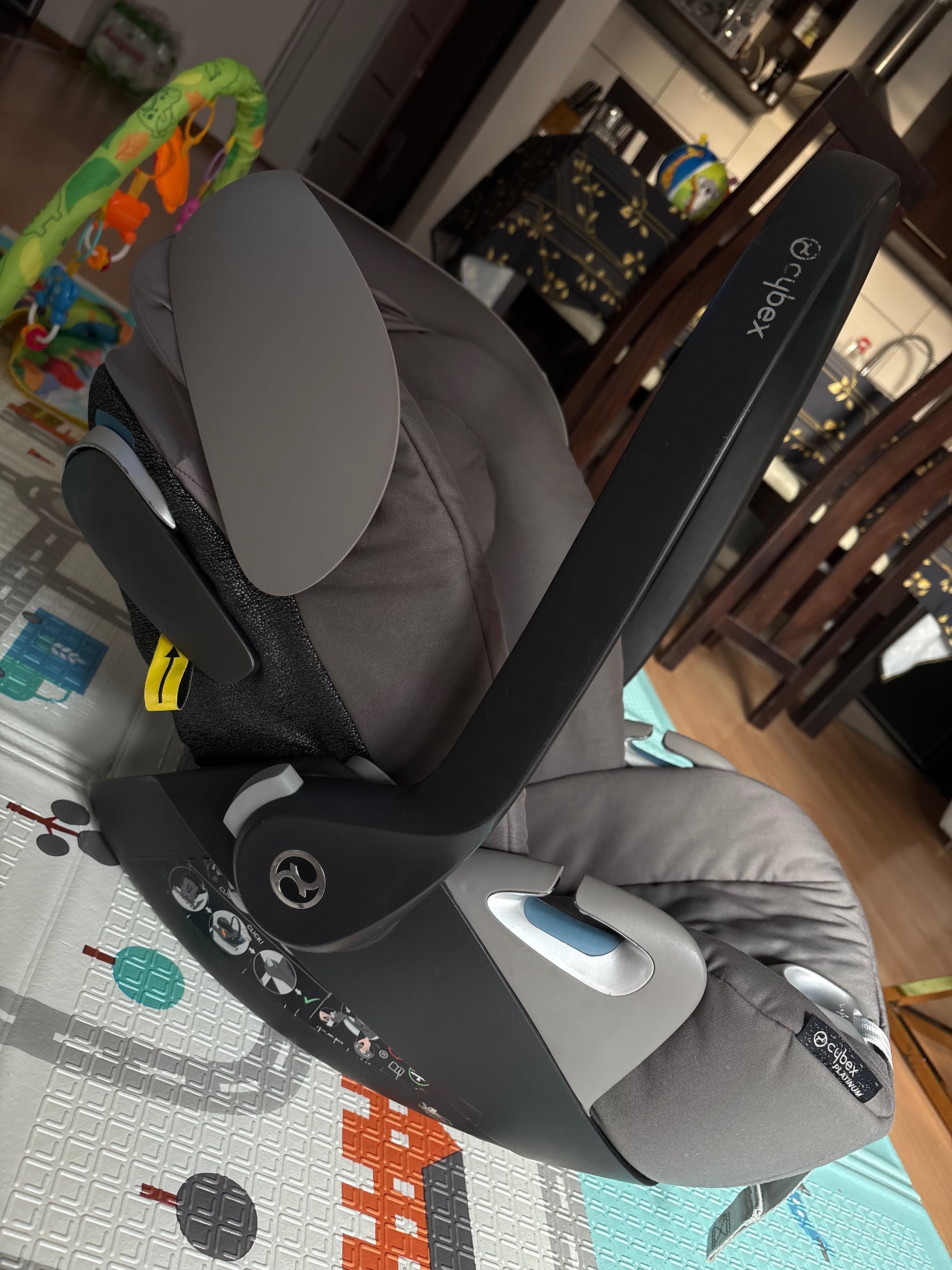 Cybex Cloud Z i-Size + dodatki