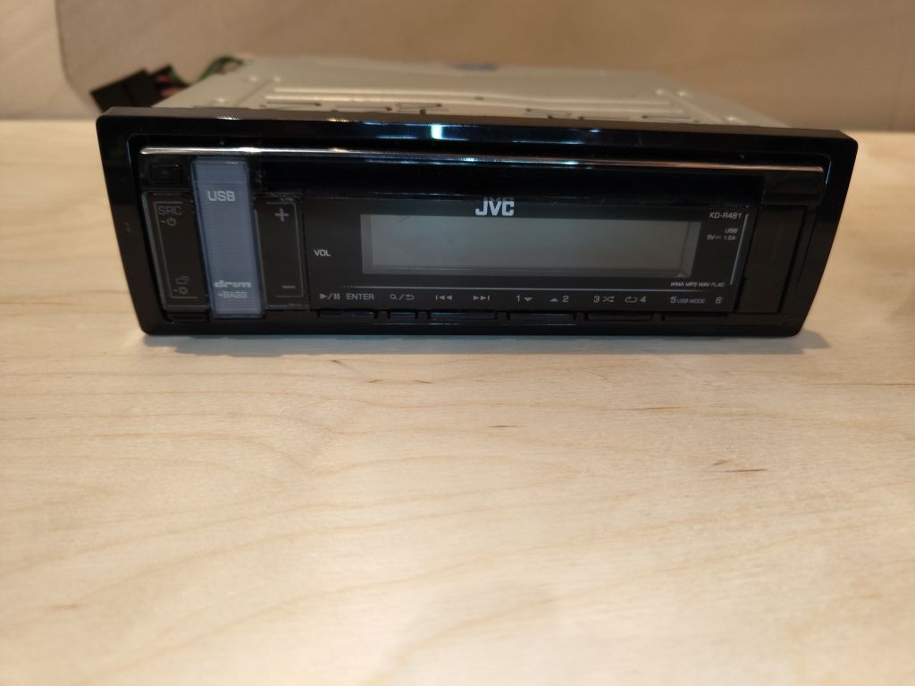 Radio JVC KD-R481