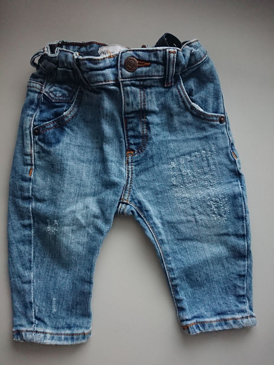 Zestaw ZARA spodnie jeans sweter chłopczyk r.74