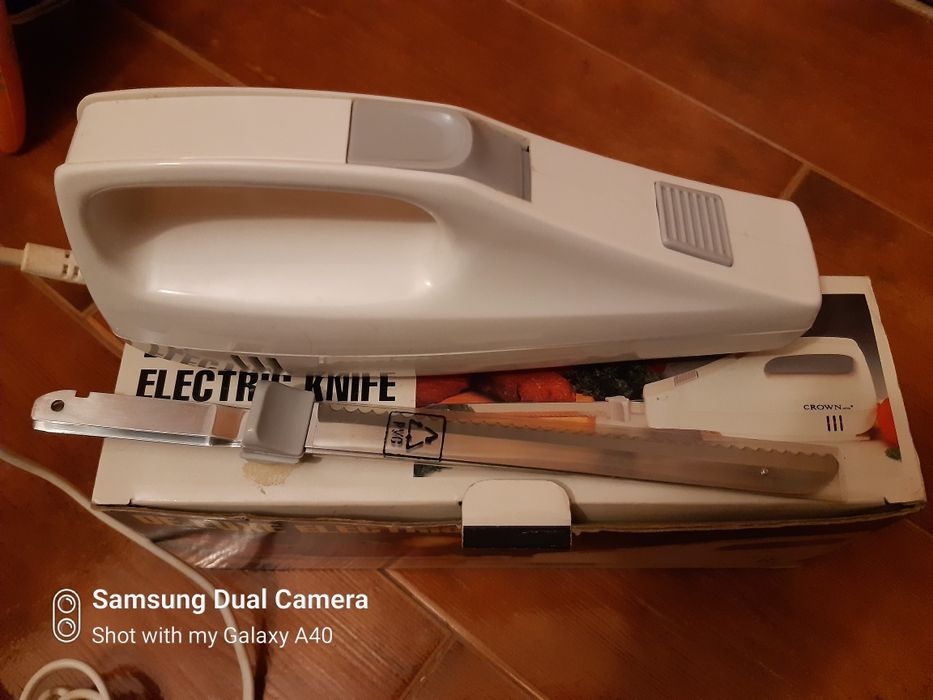 Faca eléctrica CROWN