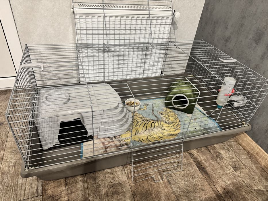 Клетка больша для кроликов, морских свинок
