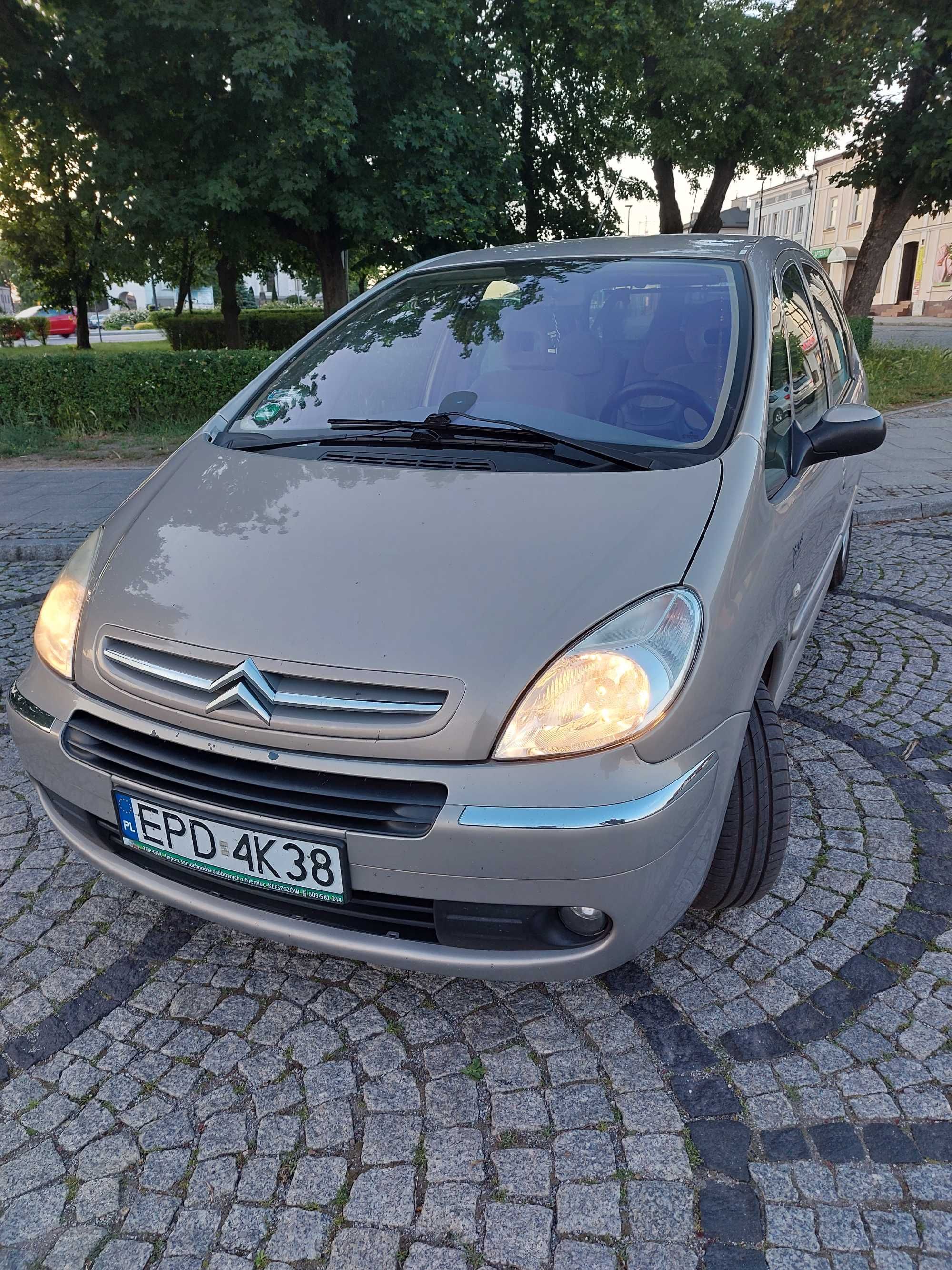 Sprzedam Citroen Xsara Picasso 2005 r. PB + LPG 1.8 16V 116 KM.