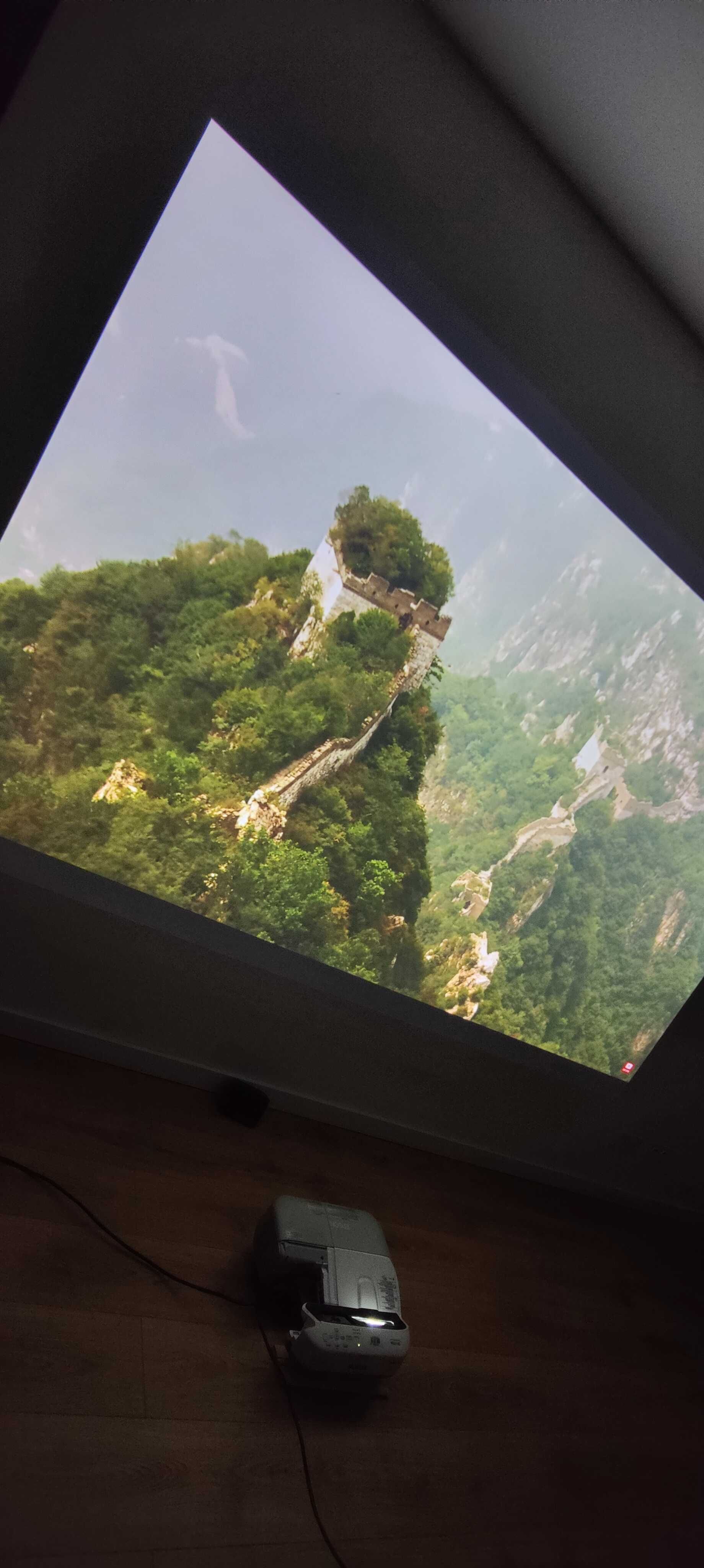 Projektor panoramiczny Epson eb 475wi szeroki kąt kino domowe HDMI