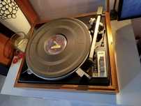 Gramofon ELAC 22 H.