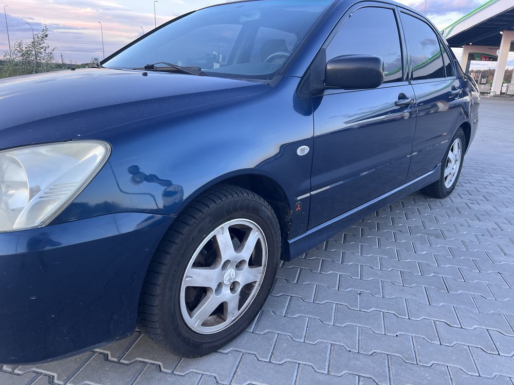 Mitsubishi lancer 9