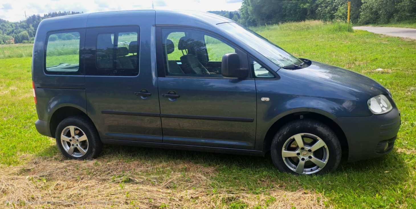 Volkswagen VW Caddy 1.6 MPI !