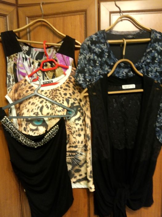 Продам футболки женские.