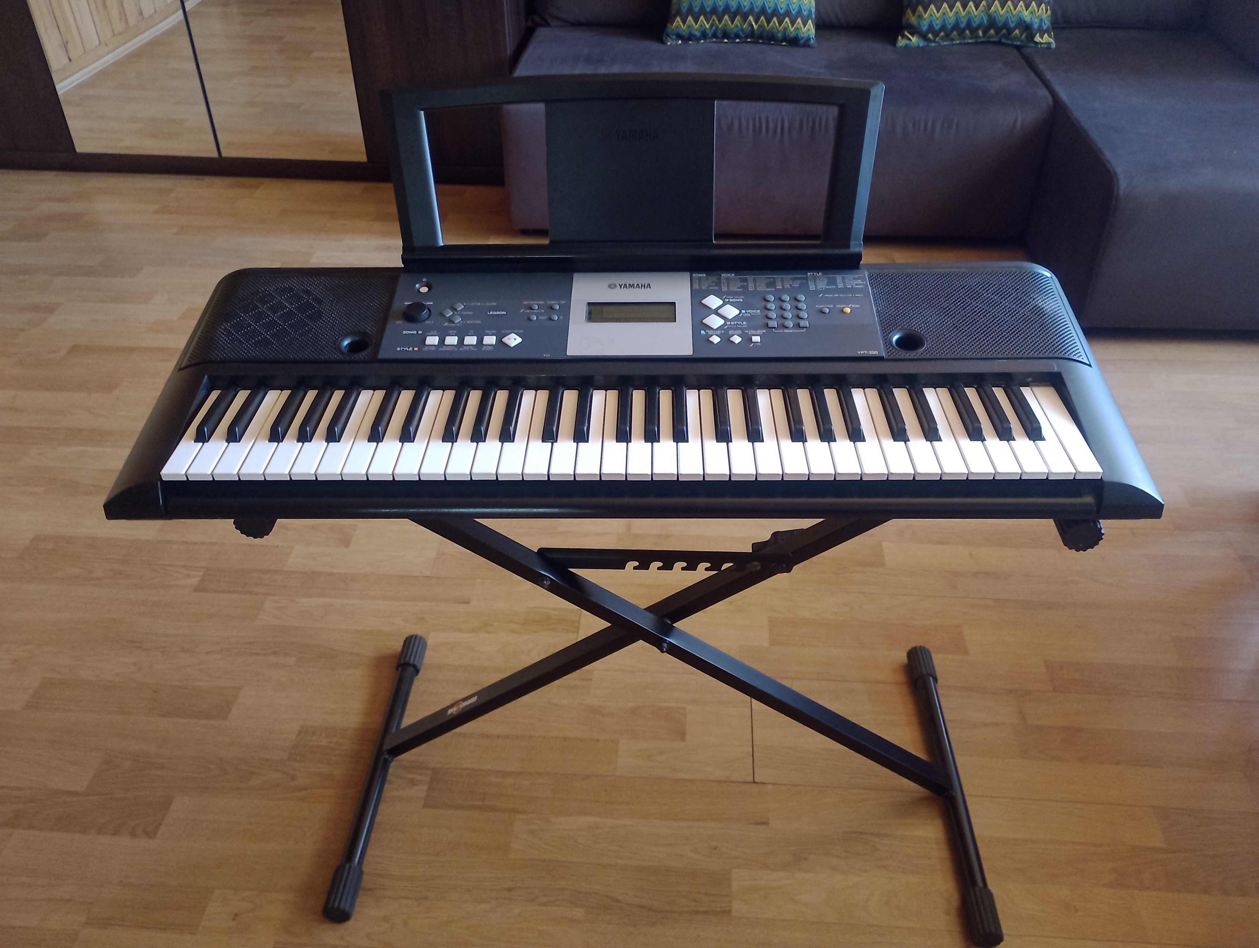 Keyboard Yamaha statyw w komplecie