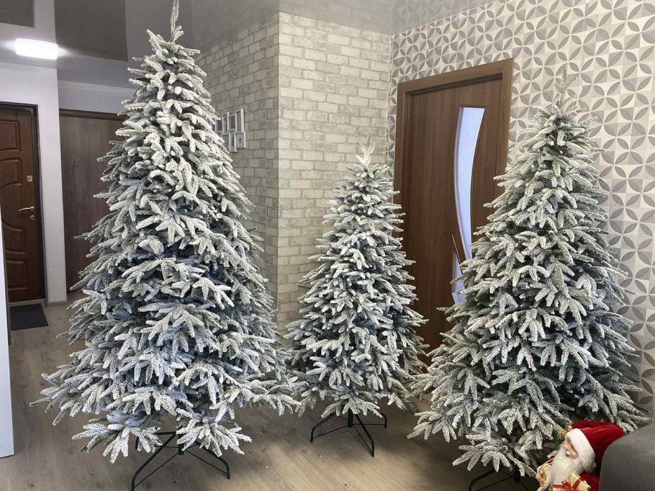 ЗАСНІЖЕНА Лита ялинка Версаль Альпійська! Заснеженная литая ель