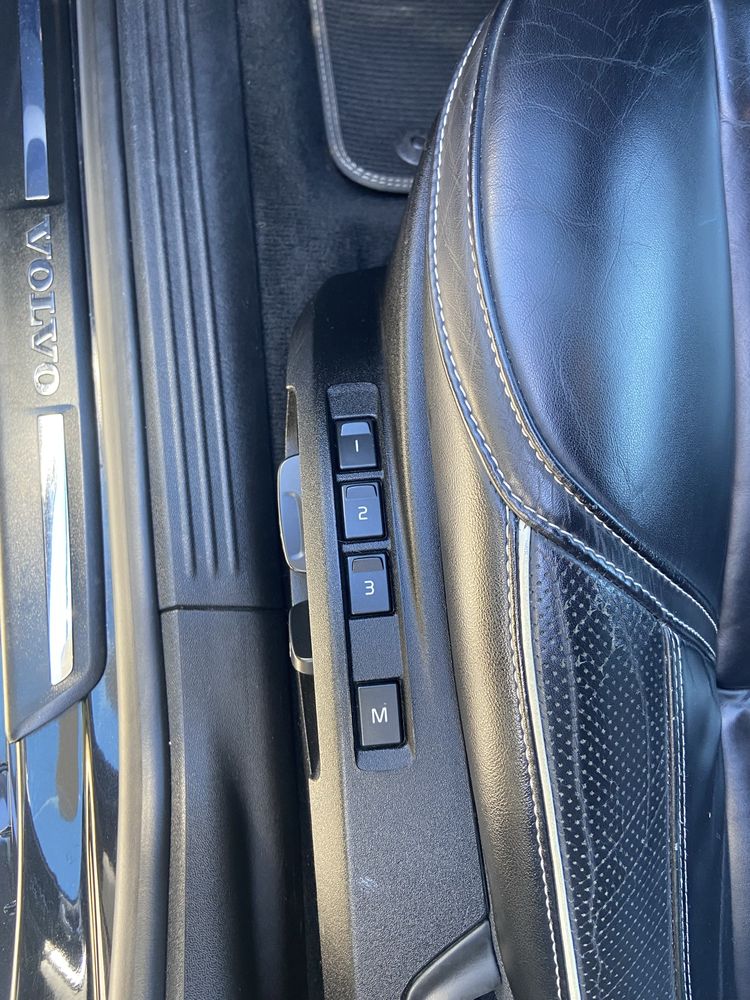 Volvo V40 D4 R-Desing