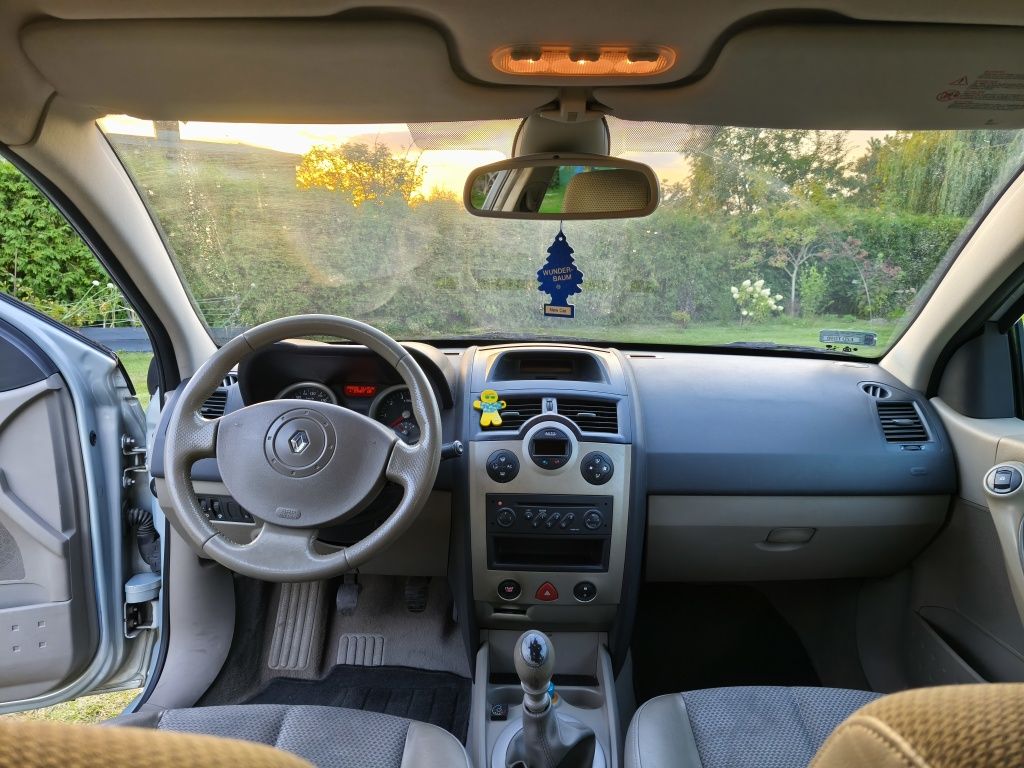 Renault Megane 2.0 16V LPG