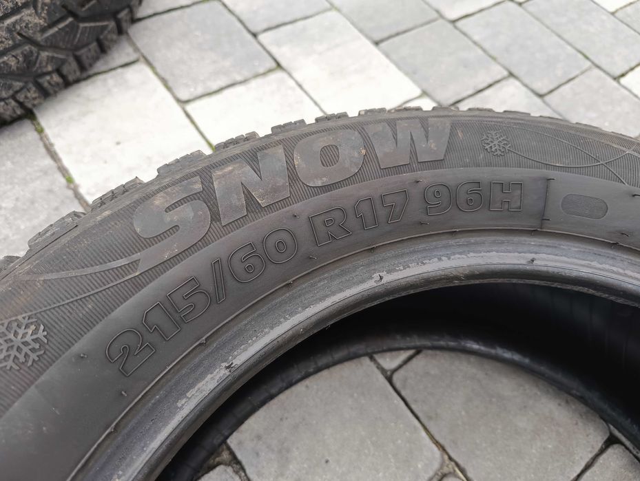 Opony zimowe 215/60 R17 96H KORMORAN SNOW