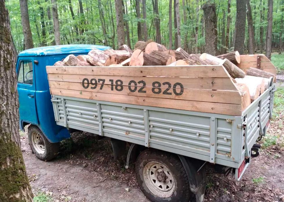 Продам Дрова твердых пород - Дуб,Акация I мягкие породы - Сосна Тополь