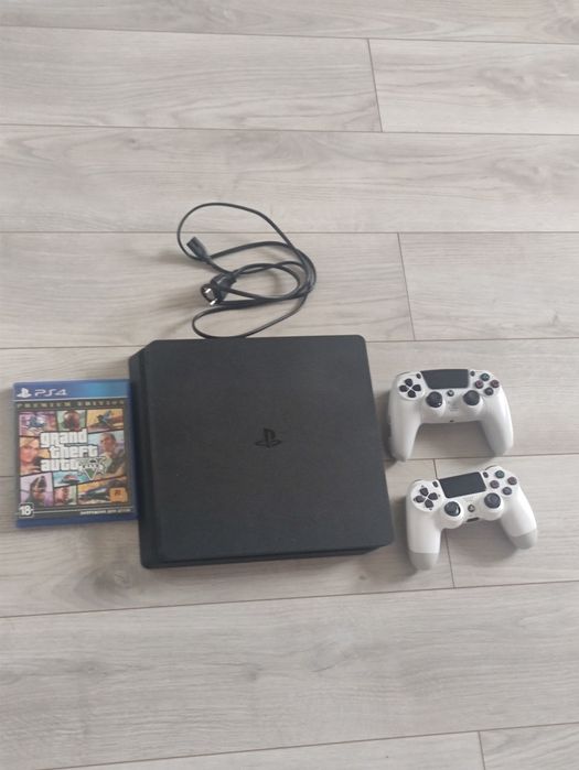 PlayStation 4 Slim