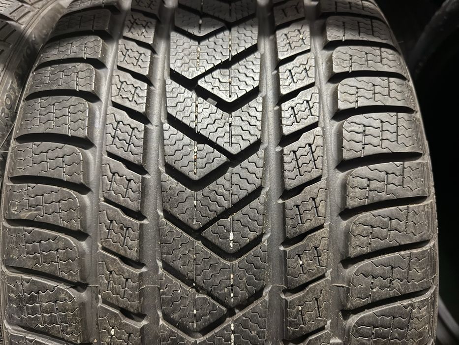 285/30 r21 Pirelli 2 шт.