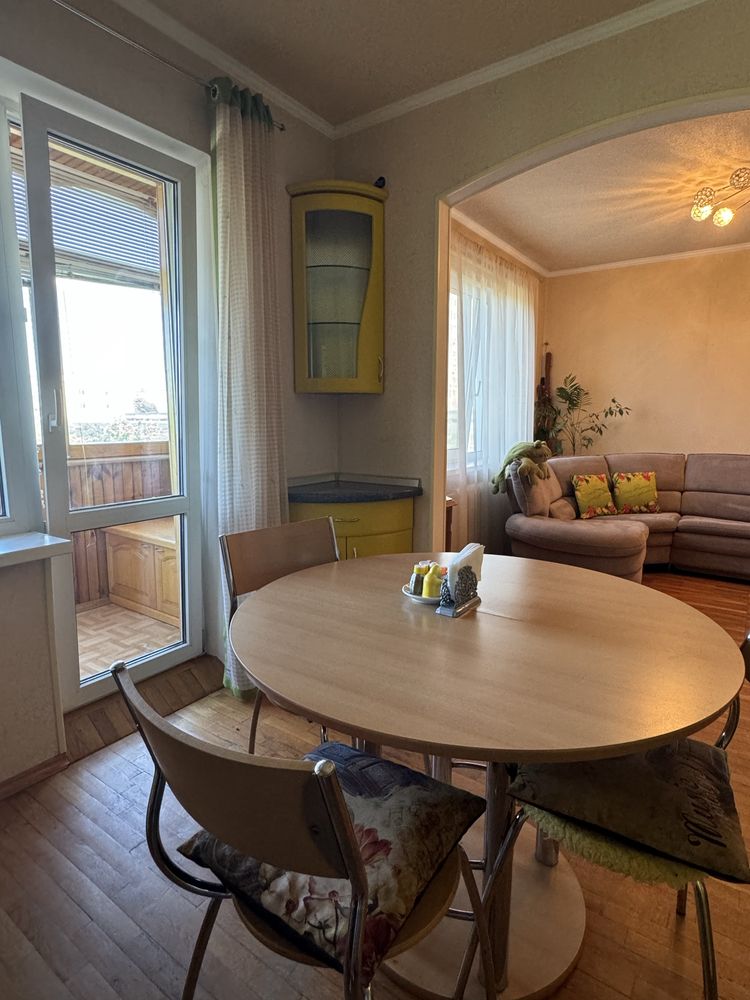 Продаж 3х кімнатної район ДНС