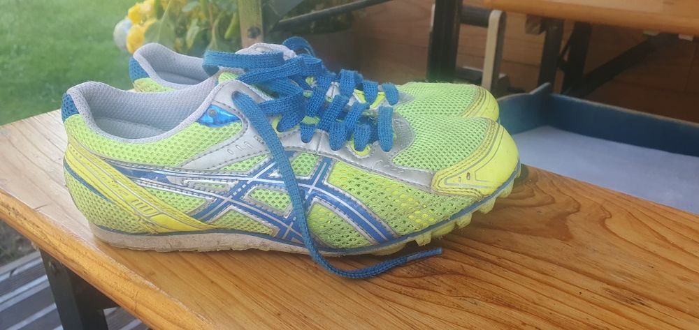 Asics buty lekkoatletyczne 34.5 kolce do biegania