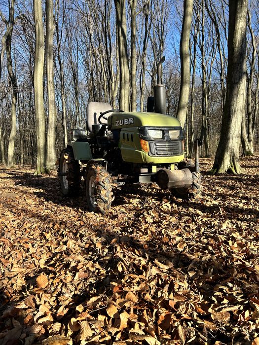 Продається міні трактор зубр