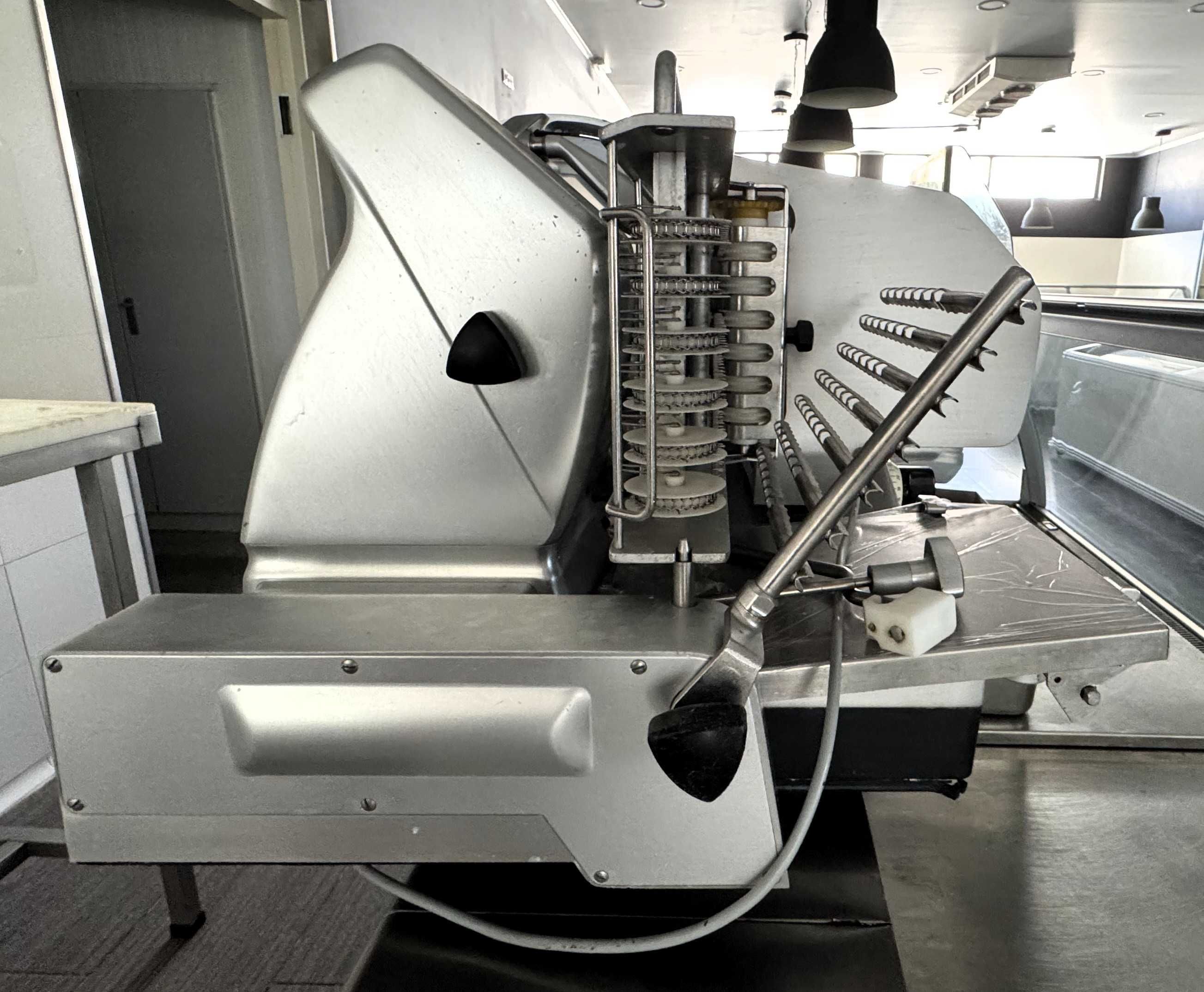 Fatiadora Industrial Profissional para Charcutaria, Talho ou Padaria