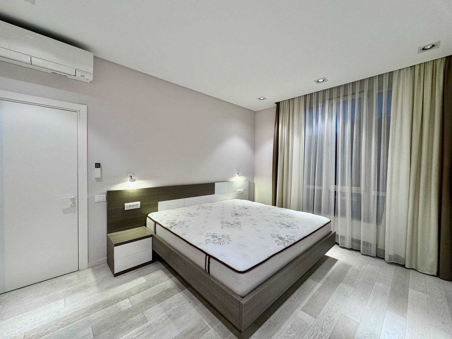 Роскошная 3-спальная квартира в Одессе! Цена снижена!