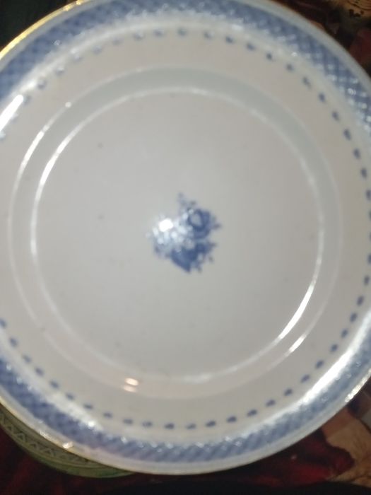 Prato vista alegre sem defeitos