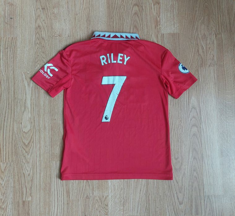 Koszulka piłkarska Manchester United 22/23 r. 140 cm 9 - 10 Lat